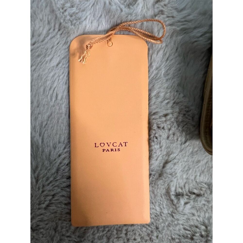 Lovcat Paris Women's Gold Leather Trifold Wallet with Heart Design - Picture 12 of 14